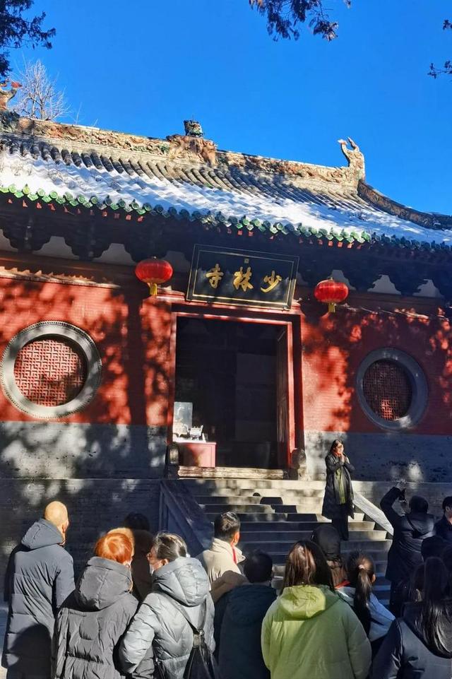 局面突变？释永信被带走仅7天，四大名人挺身而出，愿为其养老