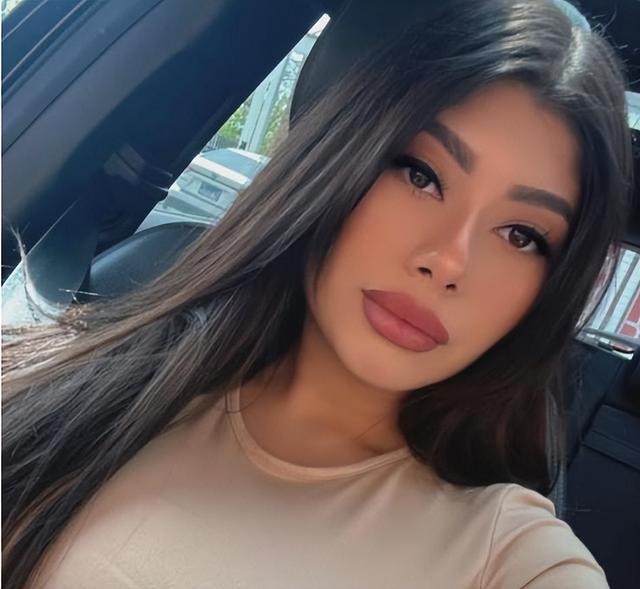 美国执法局特工撞车拖拽女子，拘禁数小时未起诉，执法程序遭质疑