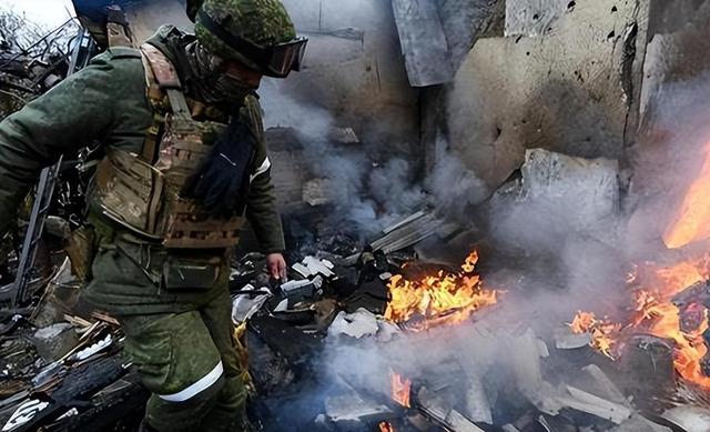 放弃入约换援助？泽连斯基柏林之行，暴露乌克兰真实处境！