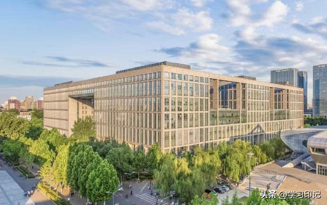 英国评出的中国大学30强！哈工大位列第10，东南大学排名23