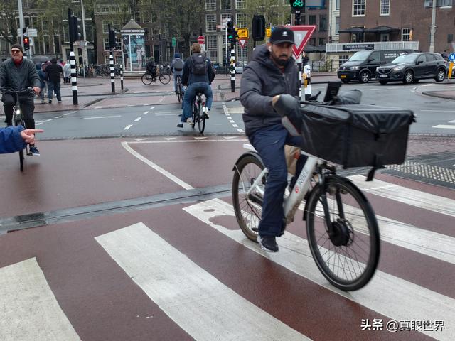 感受欧洲11：爱骑自行车，构成两轮上的绿色风景​