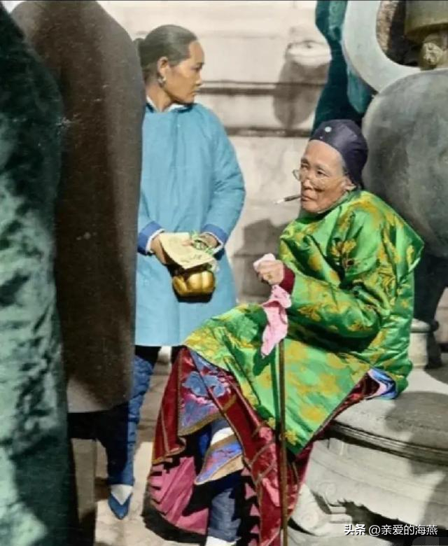 真实清朝王爷原来长这样！名妓果然是名妓，地主婆眼神一看就不善