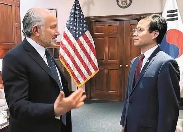 特朗普杀招立竿见影？李在明掏不出4000亿美元，立马反转对华态度