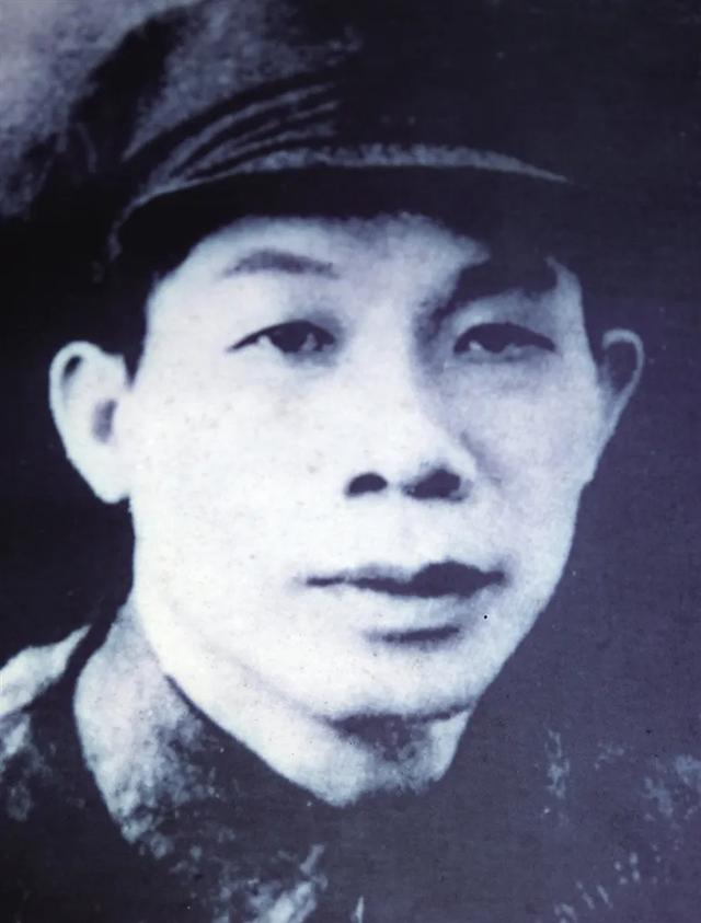 73年冯白驹去世,周总理:追悼会规格要高,讣告要在人民日报头版