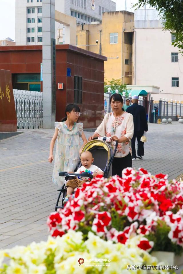 临夏市：一座把“浪漫”写进马路牙子的城市