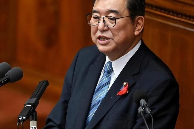 233票通过,高市早苗收到消息后,对中国提新要求,石破茂发战争警告