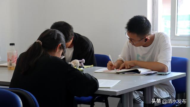 清水：文化纳凉“暑”实精彩 多彩活动点亮群众生活