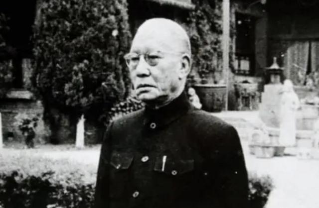 听闻儿子被枪毙，龙云怒闯中南海，毛主席：你自己回去看看吧
