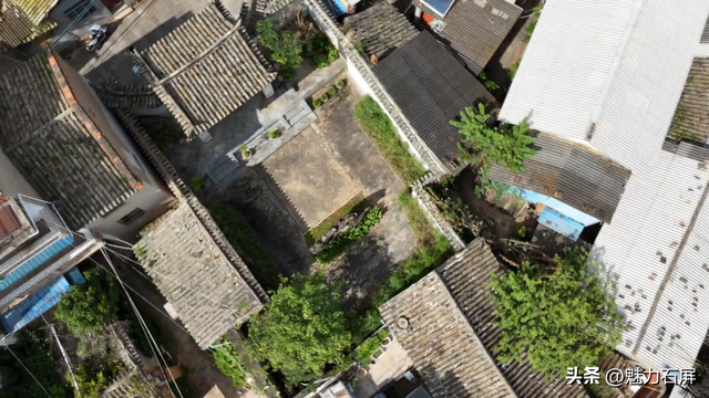 石屏风——龟背古城的地质活化石