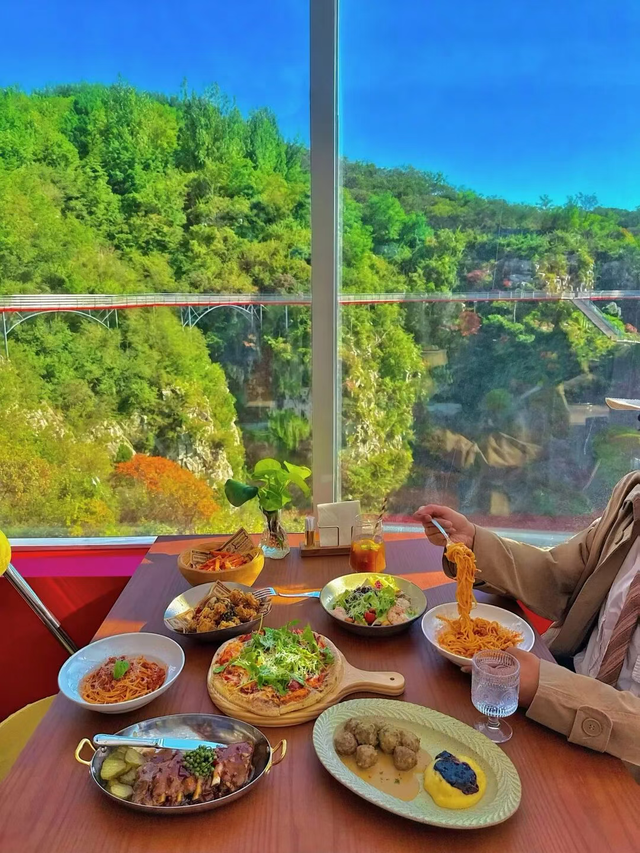 淄博金秋打卡攻略！红叶进入高饱和模式，教你拍出手机氛围感大片！