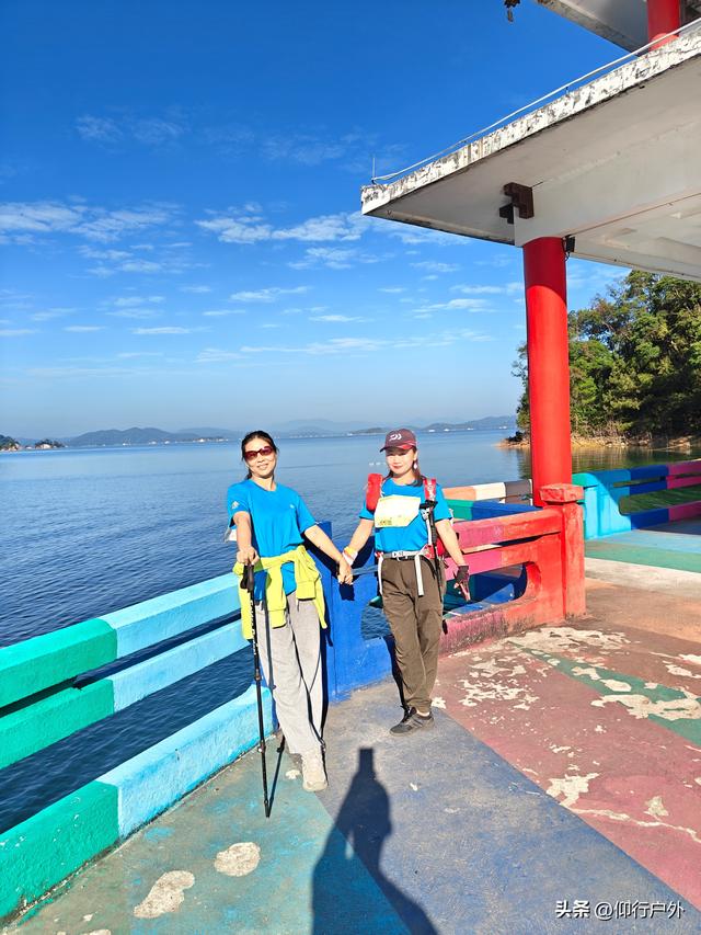 穿越万绿湖大型徒步