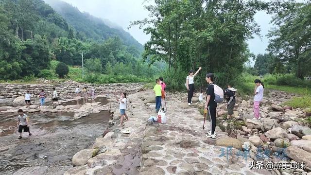 千人徒步邛崃天台后山，共赴自然与人文之旅