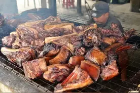 寒冬里的猎杀——(二)分肉图片