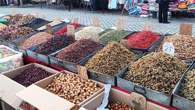 库尔勒乡村巴扎 邀八方来客共赴冬日烟火之约