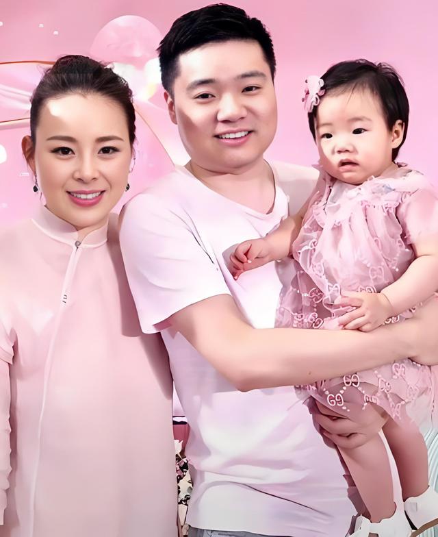 丁俊晖的妻子张元元：她不是富二代，见证了丈夫辉煌背后的眼泪