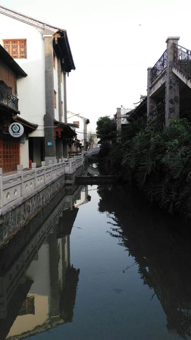 带着孙女去旅行（169）云南石林县印