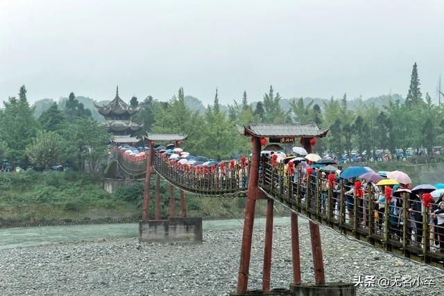 国庆假期旅游，为什么我们明明知道会堵，但还是会选择出发？