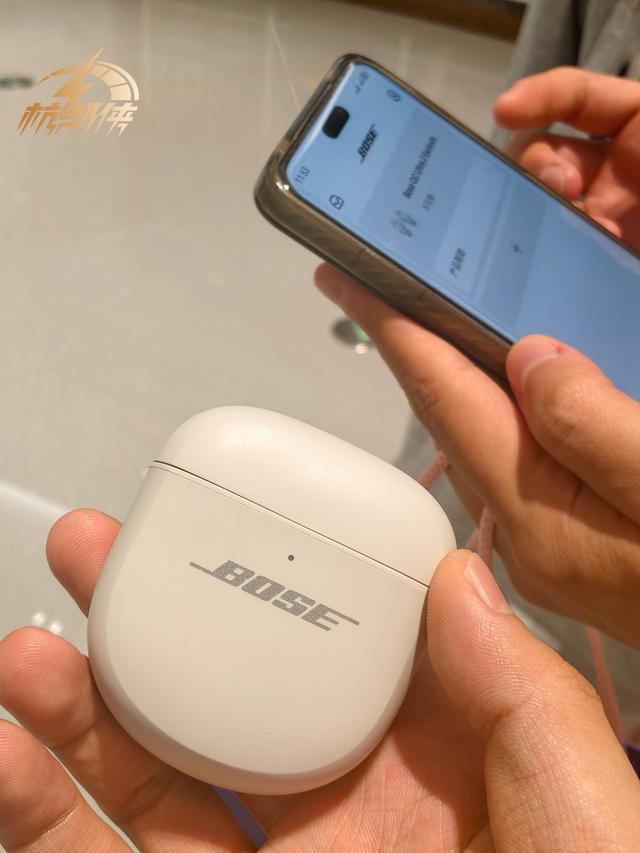 2199元BOSE耳机6小时“炸雷”！她问：“专柜买的保障在哪？”