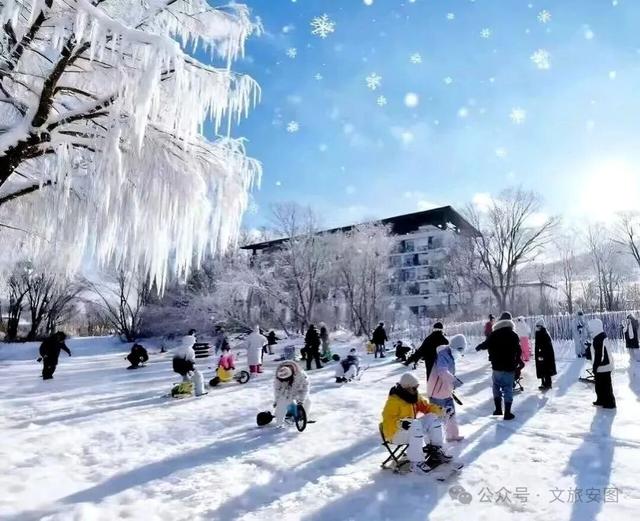 躲进长白山下的童话雪村，这里一站式承包你冬天的快乐！