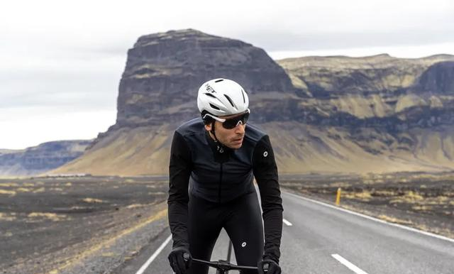 冬季骑行男生专属3层穿搭公式+避坑技巧，保暖不笨重还显瘦