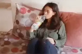 中以混血女孩被哈马斯绑架，这个女孩到底是谁？中国会不会管？图片