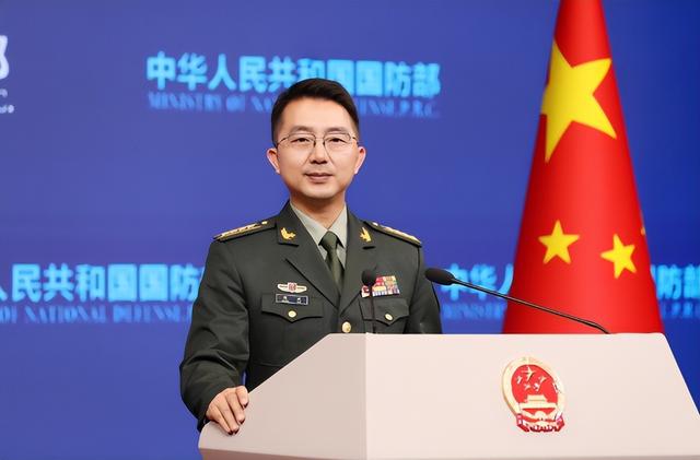 事态严重了，日本连开3枪，蔡英文已离岛，解放军通牒发往东京
