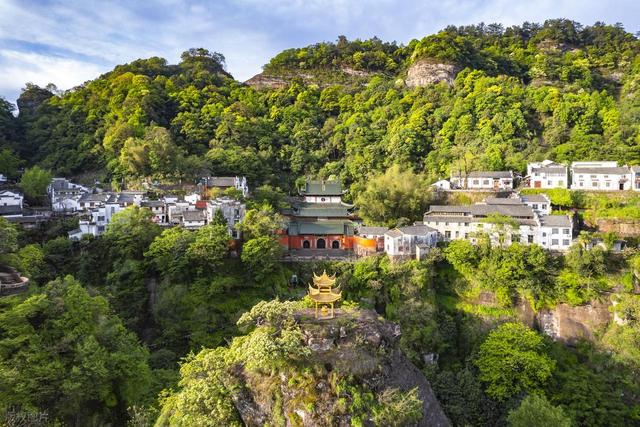比黄山人少，比泰山秀美，7处小众爬山圣地，山野风光绝佳