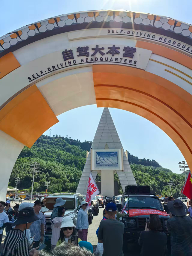 游历雅记：八兄弟喜游西藏 《诗誌行》感悟纪行