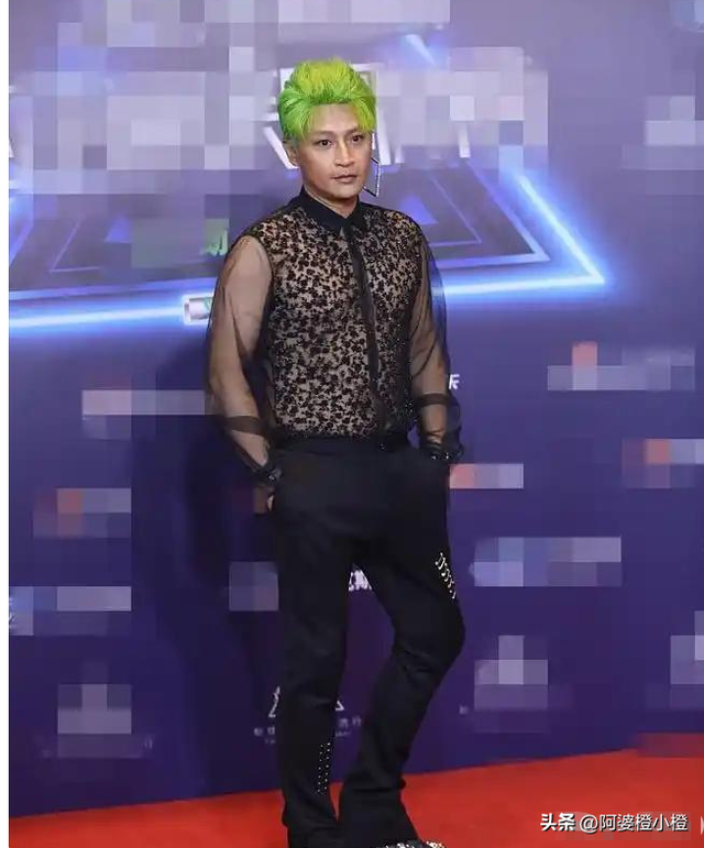 过气明星有多惨！农村走穴 摆摊还债，穷到只剩100万，体面全丢了