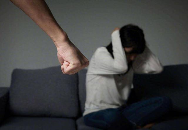 内蒙婚内强奸恐反转？女方证据遭质疑，分居原因曝光，律师再发声