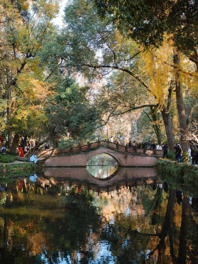 首个秋假怎么耍？不妨来一场从从容容、游刃有余的成都周边游