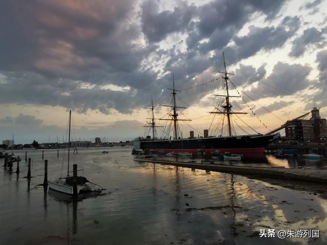 750年牛津，5000年巨石阵，一场与时间赛跑之旅