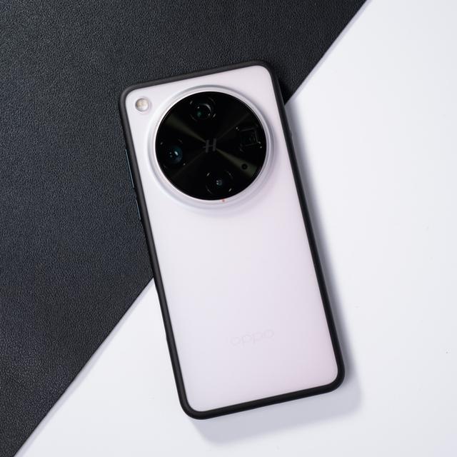 OPPO Find X9 Ultra影像曝光：2亿主摄+大潜望镜，多分区光谱摄像头