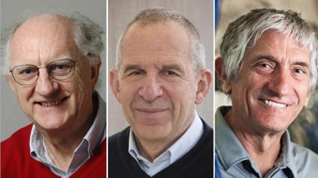 科学大突破！巴掌大芯片实现“量子穿墙”，百年理论终现宏观奇迹