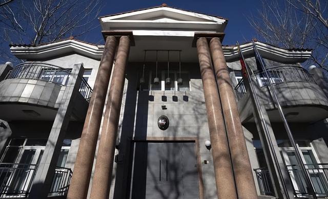 禁止所有中国外交官入境，不让两岸统一，这个国家比美国还要嚣张