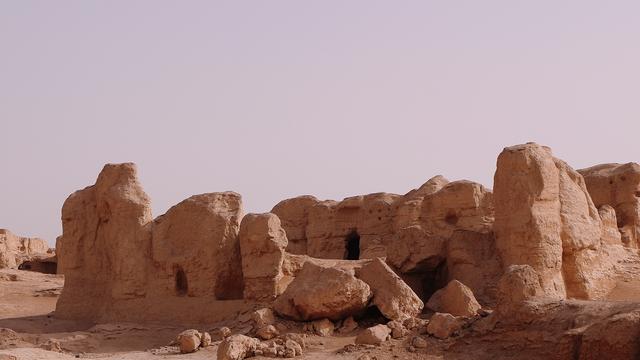 40度的吐鲁番，火焰山竟然是国内葡萄盛产区，500多个品种