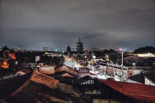 最新消息-福建大反转！泉州杀出重围，福州厦门都没预判，凭什么火遍全国？(2)