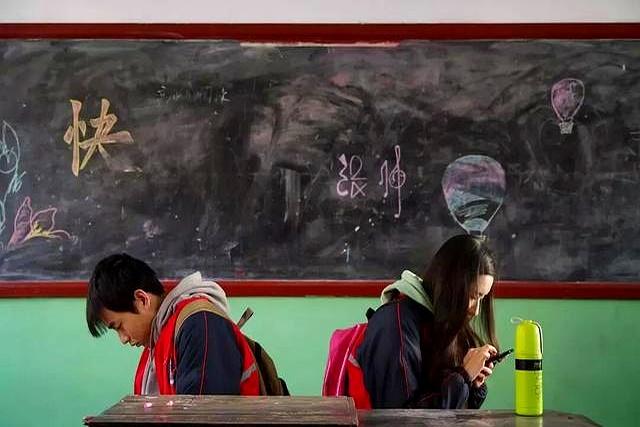 为什么抑郁休学？一位海淀家长和她走进精神科的孩子