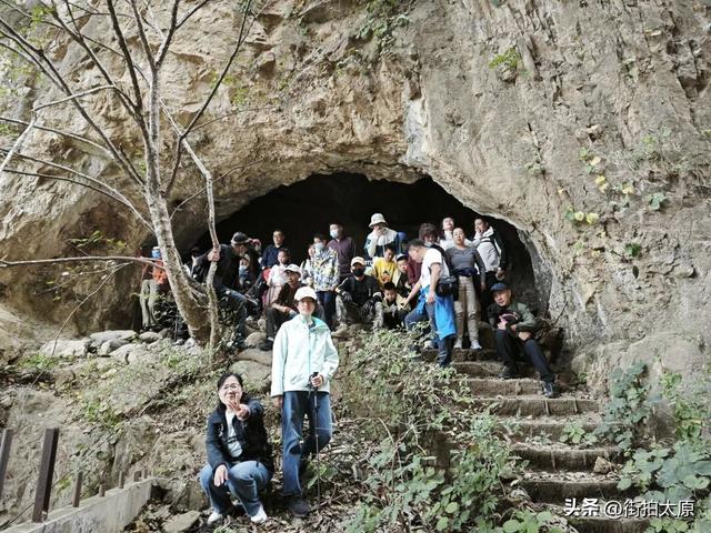 山西阳泉发现一处山洞，洞口阴森诡异，内部犹如一个玄幻空间