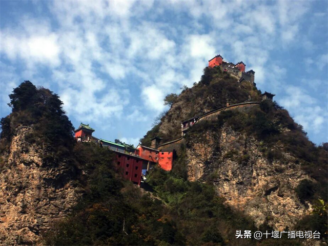 双节游武当｜收藏这些必打卡景点，赴一场山水与团圆之约