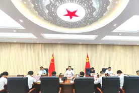 许伟民主持召开县委常委会会议图片