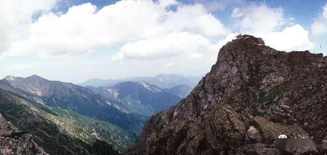 去爬秦岭太白山，才知道拔仙台早已封闭禁行，都是鳌太线惹的祸？