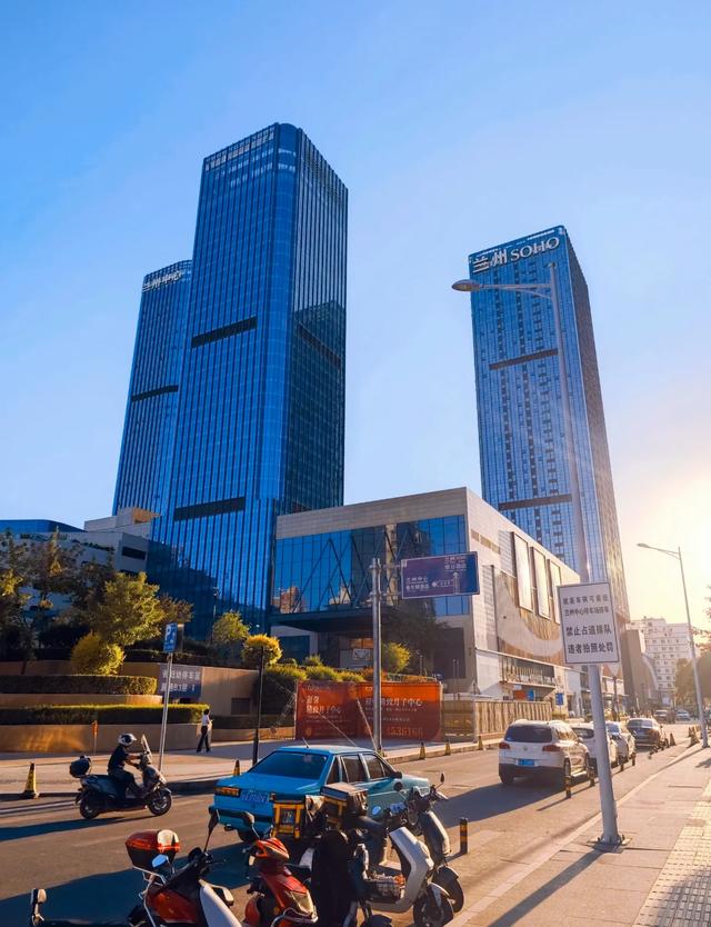 兰州人厉害了!比“国芳百货”更好的商场,在兰州出现了!