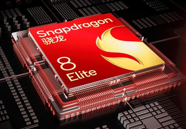 冠军首曝荣耀500真机，采用全新外观设计，2亿主摄+8000毫安电池