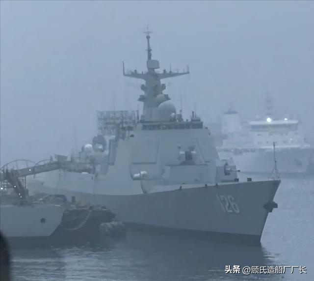 让中国海军军迷扬眉吐气的脊梁	，人民海军052D型导弹驱逐舰的故事
