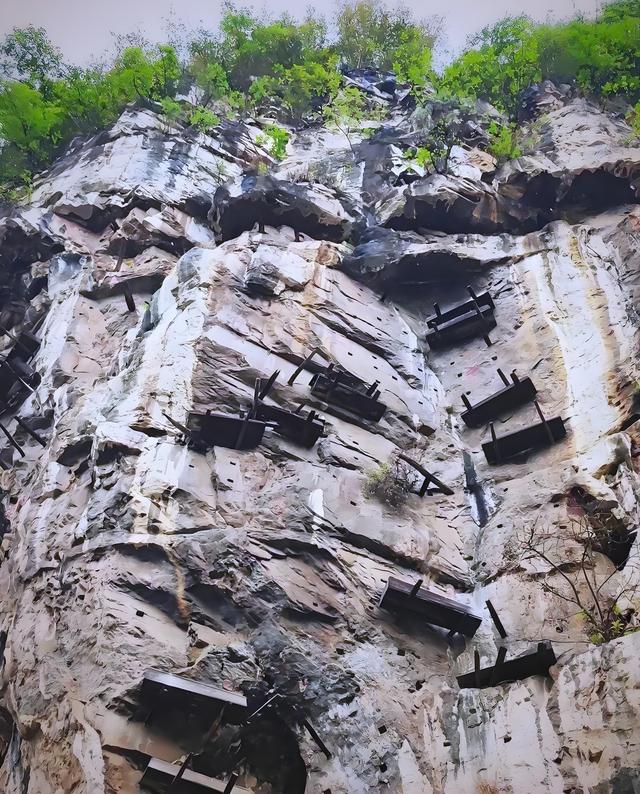 踏迹寻音：前往昭通盐津豆沙关，穿越千年观摩唐摩崖