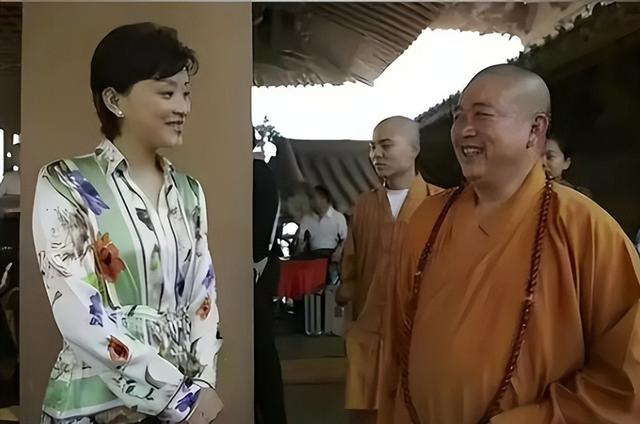 释永信风波再发酵，多位女星被牵连，他身上的3大谜团该解开了