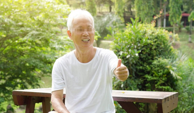 三伏天，医生劝告高血脂患者：宁可在家打麻将，也别去做5件事