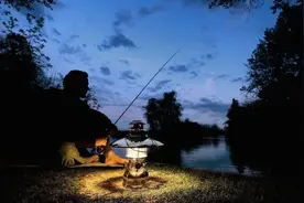 想起就后怕！发小的一次“离奇”钓鱼经历，让他从此告别夜钓！图片