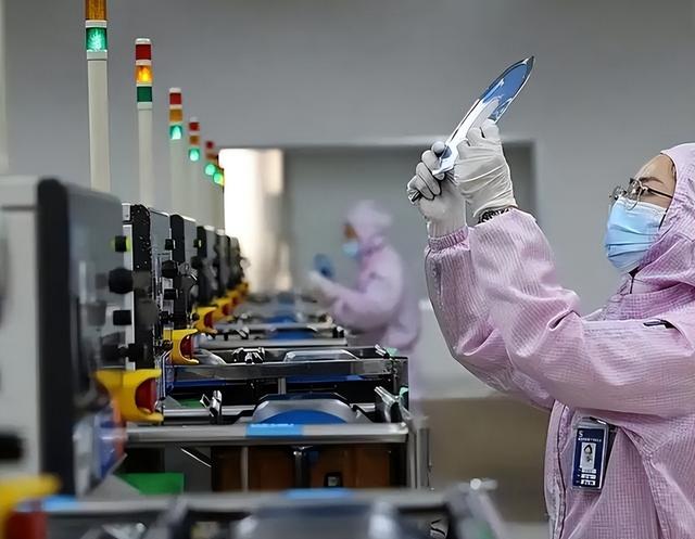 承认了？美国拍胸脯做出保证：中国安世半导体将会恢复对全球供货